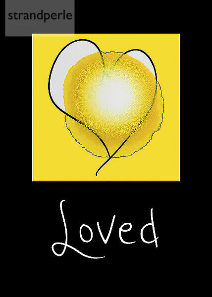 Tuschekunst von Lorna Rande; Strichzeichnung eines Herzens auf einer gelben abstrakten Form vor schwarzem Hintergrund  Loved; Studioaufnahme