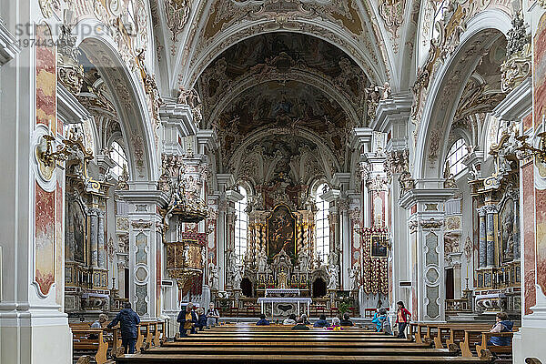 Innenraum  Kloster Neustift  Brixen  Südtirol  Italien  Europa