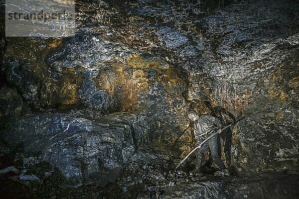 Figur Bergmann  Feengrotten  Saalfeld  Thüringen  Deutschland  Europa