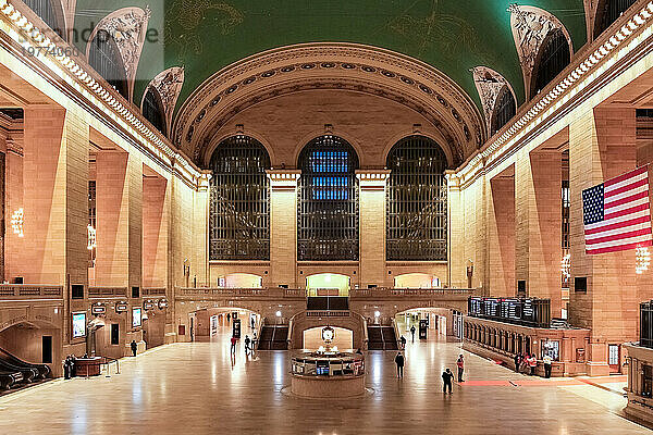 Architektonisches Detail des Grand Central Terminal (GCT) (Grand Central Station) (Grand Central)  einem S-Bahn-Terminal  dem drittgrößten von Nordamerika  Midtown Manhattan  New York City  Vereinigte Staaten von Amerika  Nordamerika