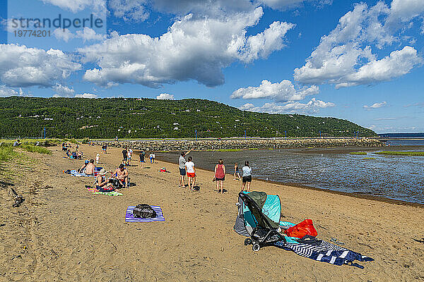 Strand in Baie-Saint-Paul  Quebec  Kanada  Nordamerika