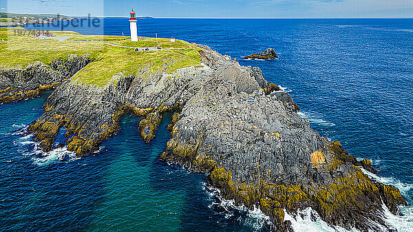 Luftaufnahme des Leuchtturms Cape Race  Mistaken Point  UNESCO-Weltkulturerbe  Halbinsel Avalon  Neufundland  Kanada  Nordamerika