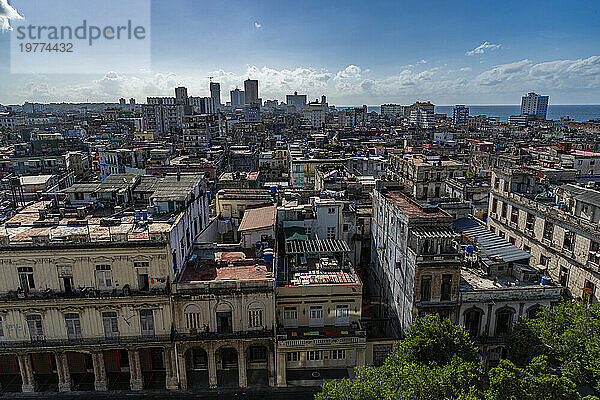 Blick über die Altstadt von Havanna  Kuba  Westindien  Mittelamerika