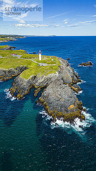 Luftaufnahme des Leuchtturms Cape Race  Mistaken Point  UNESCO-Weltkulturerbe  Halbinsel Avalon  Neufundland  Kanada  Nordamerika