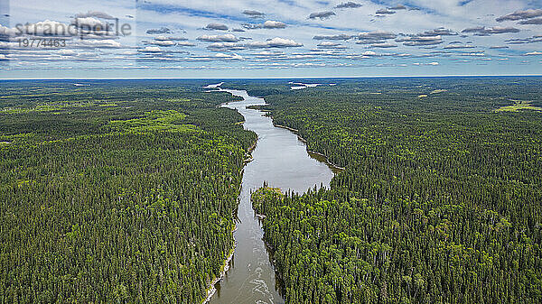 Luftaufnahme des Pisew River  Pisew Falls Provincial Park  Thompson  Manitoba  Kanada  Nordamerika