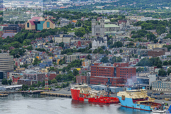 Die Stadt St. John's von der Signal Hill National Historic Site  St. John's  Neufundland  Kanada  Nordamerika