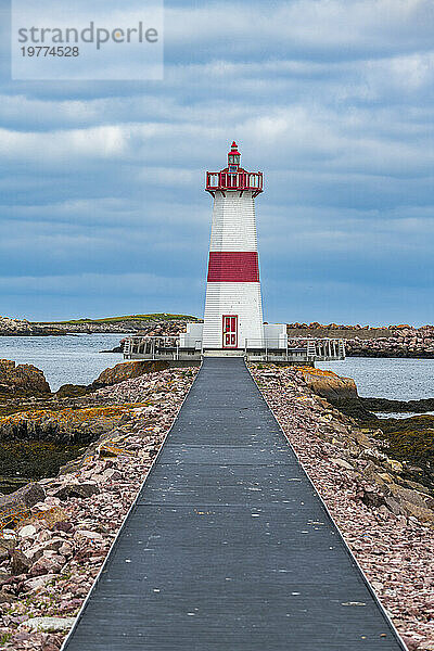 Leuchtturm von St. Pierre  Territorialgemeinschaft Saint-Pierre und Miquelon  Überseegemeinschaft Frankreich  Nordamerika