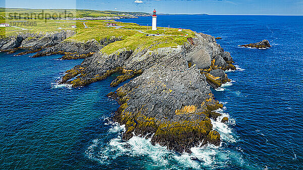 Luftaufnahme des Leuchtturms Cape Race  Mistaken Point  UNESCO-Weltkulturerbe  Halbinsel Avalon  Neufundland  Kanada  Nordamerika