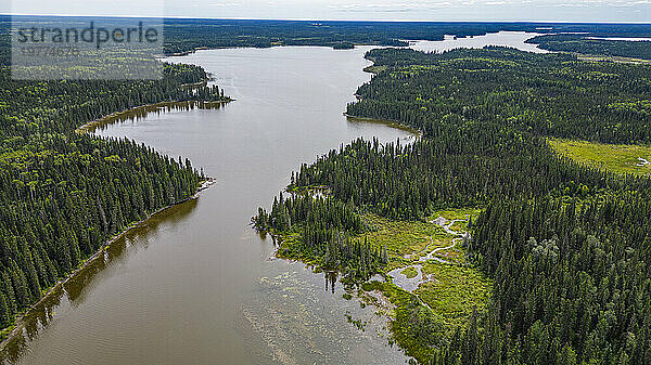 Luftaufnahme des Pisew River  Pisew Falls Provincial Park  Thompson  Manitoba  Kanada  Nordamerika