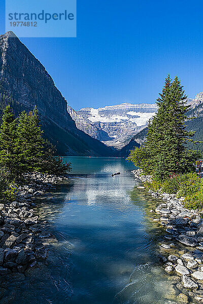 Lake Louise  Banff-Nationalpark  UNESCO-Weltkulturerbe  Alberta  Rocky Mountains  Kanada  Nordamerika