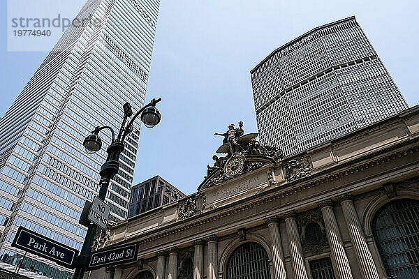 Architektonisches Detail des Grand Central Terminal (GCT) (Grand Central Station) (Grand Central)  einem S-Bahn-Terminal  dem drittgrößten von Nordamerika  Midtown Manhattan  New York City  Vereinigte Staaten von Amerika  Nordamerika