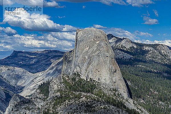 Half Dome  Yosemite-Nationalpark  UNESCO-Weltkulturerbe  Kalifornien  Vereinigte Staaten von Amerika  Nordamerika