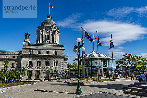 Louis S. St. Laurent Building  Old Quebec  UNESCO-Weltkulturerbe  Quebec City  Quebec  Kanada  Nordamerika