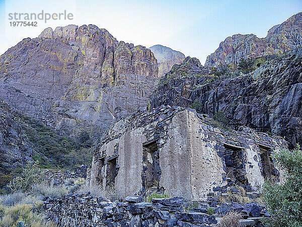 Verlassenes Gebäude aus dem späten 19. Jahrhundert vom Van Patten Mountain Camp  Dripping Springs Trail  Las Cruces  New Mexico  Vereinigte Staaten von Amerika  Nordamerika