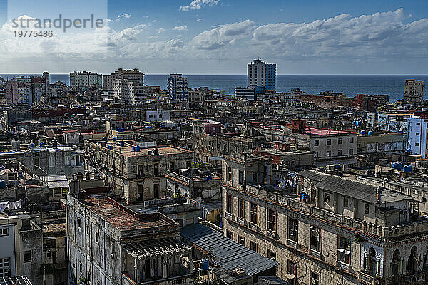 Blick über die Altstadt von Havanna  Kuba  Westindien  Mittelamerika