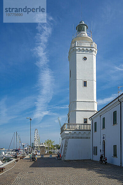 Blick auf den Leuchtturm von Rimini  Rimini  Emilia-Romagna  Italien  Europa