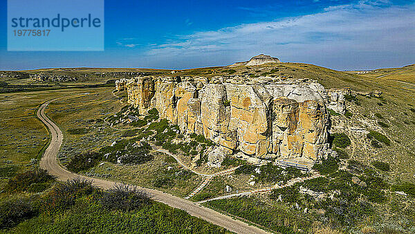 Luftaufnahmen von Hoodoos entlang des Milk River  Writing-on-Stone Provincial Park  UNESCO-Weltkulturerbe  Alberta  Kanada  Nordamerika