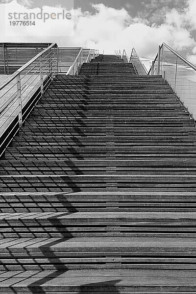 Treppe  schwarz-weiß  Hansestadt Hamburg  Hamburg  Deutschland  Europa