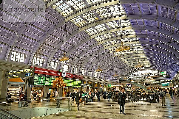 Haupthalle  Hauptbahnhof Centralstation  Centralplan  Stockholm  Schweden  Europa