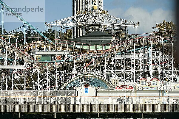 Achterbahn  Vergnügungspark Gröna Lund  Djurgarden  Stockholm  Schweden  Europa