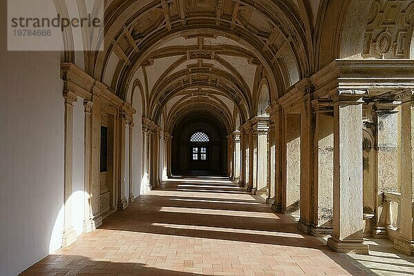 Innenansicht  Claustro Principal  Templerburg (Convento de Cristo)  Tomar  Santarém  Portugal  Europa
