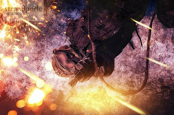Bild von einer speziellen Einheit Soldat hängt von einem Seil um Feuer  Fackeln und Rauch. Militärisches Konzept. Anti Terrorismus. Gemischte Medien