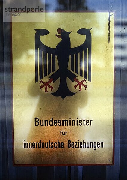 DEU  Deutschland: Die historischen Dias aus den Zeiten 84-85 r Jahre  Bonn. 10.7.1984. Ministerium für innerdeutsche Beziehungen