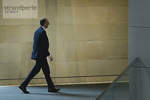 Friedrich Merz  CDUparteivorsitzender aufgenommen im Rahmen einer Sitzung des Deutschen Bundestages zum Thema 'Halbzeit der Wahlperiode' in Berlin  14.12.2023