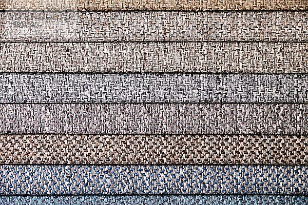 Abstrakte volumetrische Hintergrund Textil mehrfarbigen Streifen von Möbeln Polstermuster. Zuhause Komfort Konzept