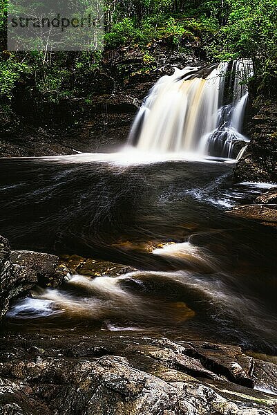 Falls of Falloch  Wasserfall am Fluss Falloch  Crianlarich  Stirling  West Highland  Schottland  UK