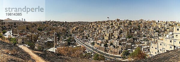 Ein Panoramabild der Stadt Amman