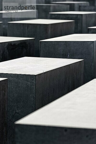 Holocaust- Mahnmal  Denkmal  Erinnerung  Nationalsozialismus  Verfolgung  Beton  Kriegsverbrechen  Berlin  Deutschland  Europa