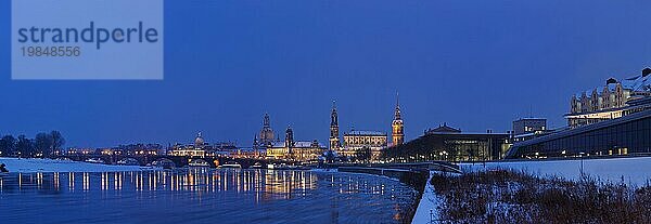 Eisgang auf der Elbe in Dresden