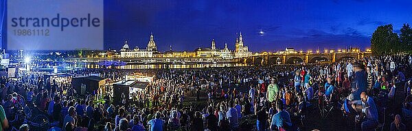 Elbwiesen zum Roland Kaiser Konzert in Dresden