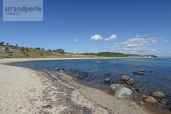 Strand an der Ostsee bei Haväng  Haväng  Skane  Schonen  Schweden  Europa