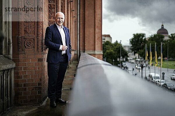 Kai Wegner  Governing Mayor of Berlin  poses for a photo. Berlin  01.08.2023