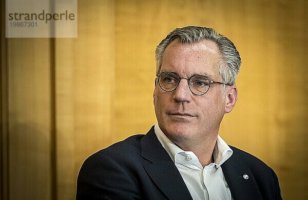 Gunnar Groebler  Vorstandsvorsitzender  Salzgitter AG  aufgenommen am Ende des COP28 Briefings im Weltsaal