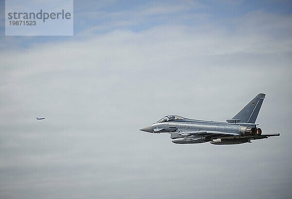 Ein Eurofighter Mehrzweckkampfflugzeug der Luftwaffe Bundeswehr. Aufgenommen im Rahmen der Übung Rapid Viking 2023 in Island. Keflavik  03.08.2023