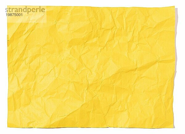 Blank Yellow zerknittertes Papier Blatt vor weißem Hintergrund Vorlage Mock up