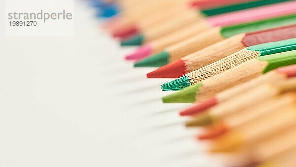 Mehrfarbiger Bleistift Hintergrund