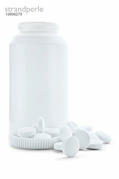 Flasche mit weißen Tabletten isoliert