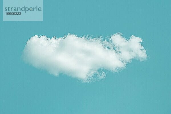Eine weiße Wolke am blaün Himmel  traumhaft idyllische Wolkenlandschaft  Raum kopieren