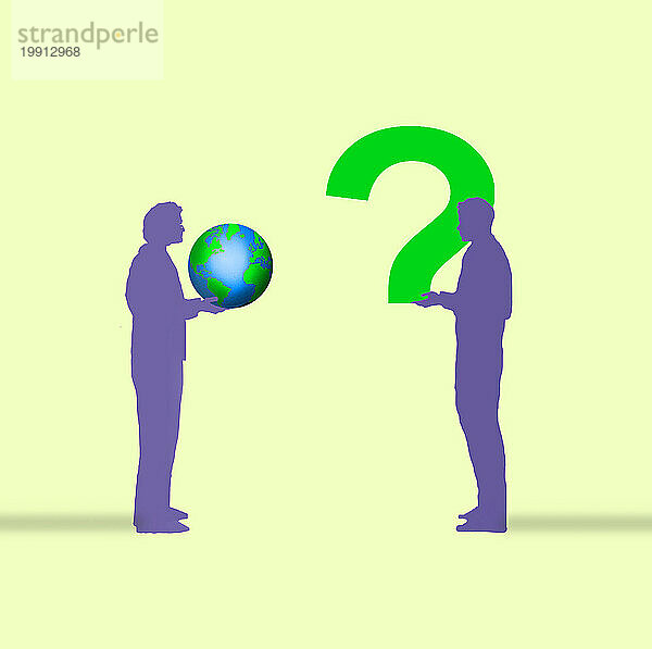 Zwei Männer stehen mit dem Planeten Erde und einem Teil eines großen Fragezeichens in den Händen