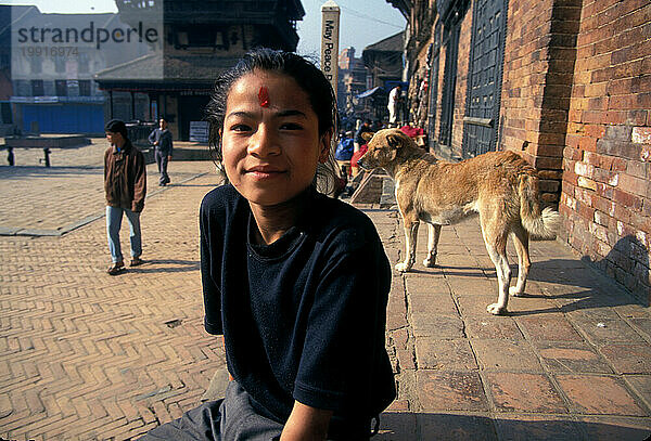 Mädchen am Durbar Square  Bhaktapur  Nepal