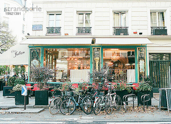 Café Chez Julien in Paris  Frankreich