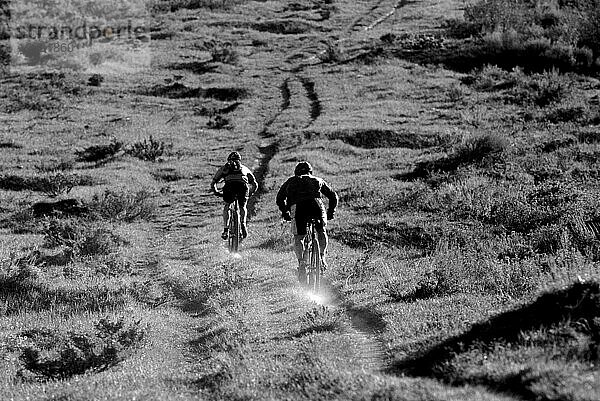 Zwei Männer Mountainbiken in Salt Lake City  Utah.