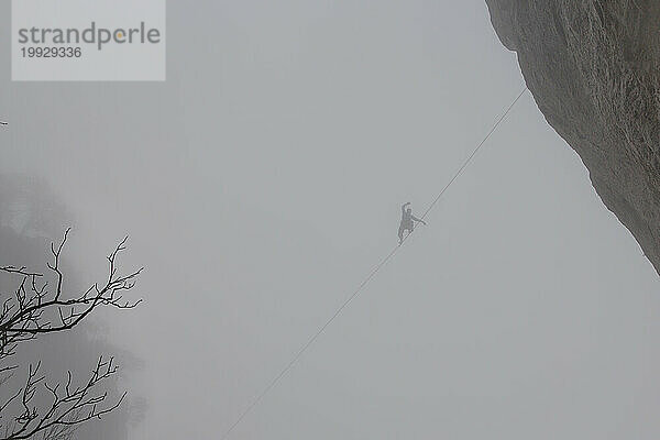 Kampf im Nebel