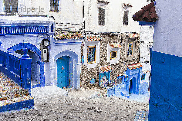 Blaue Häuser in Chefchaouen in Marokko  Afrika