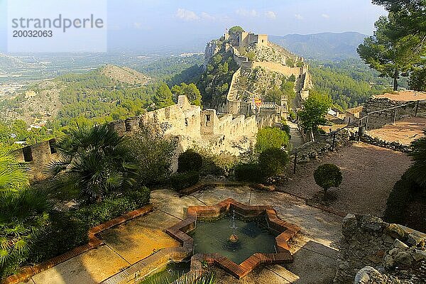 Maurischer Pool im Schloss von Xàtiva oder Jativa  Provinz Valencia  Spanien  Europa