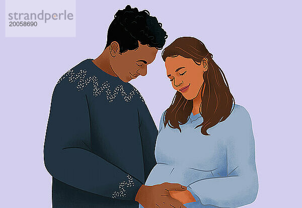 Zärtliches  gelassenes  schwangeres  gemischtrassiges Paar  das sich umarmt